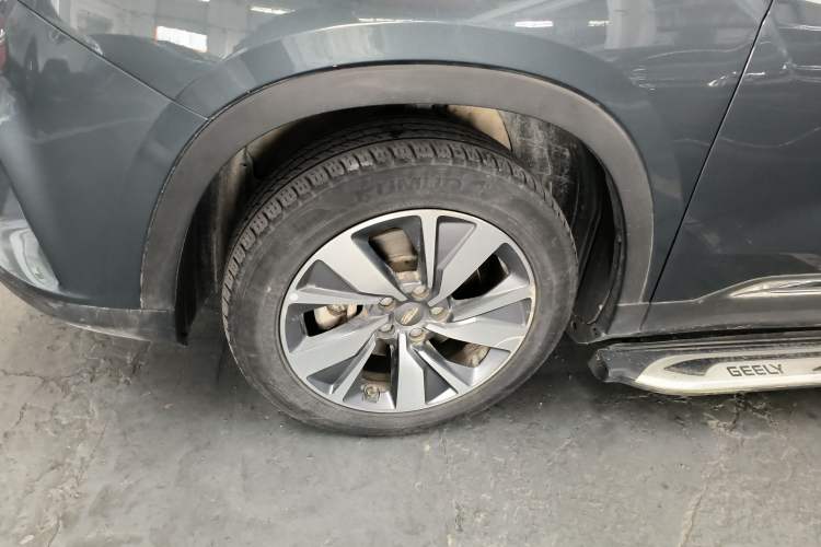 Used Geely Auto Haoyue 2020 1.8TD DCT Luxury Model 5 Seats Left Front Wheel Hub