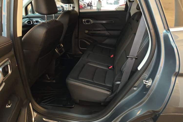 Used Geely Auto Haoyue 2020 1.8TD DCT Luxury Model 5 Seats Left Rear Seat