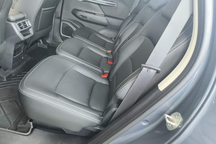 Used Geely Auto Haoyue 2020 1.8TD DCT Luxury 7-Seater Left Rear Seat