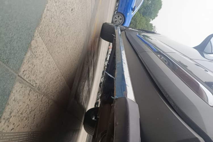 Used Geely Auto Haoyue 2020 1.8TD DCT Luxury 7-Seater Left Side Sill