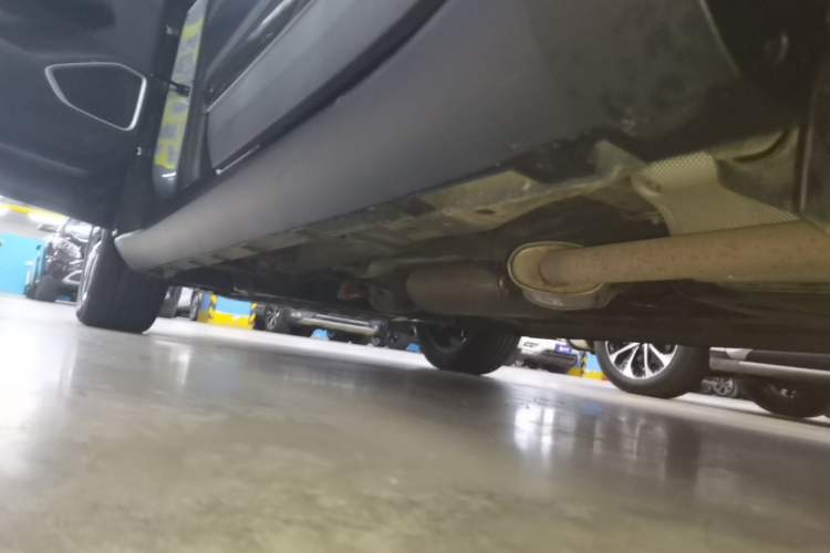 Used Geely Auto Haoyue 2020 1.8TD DCT Flagship 5-Seater Left Side Sill