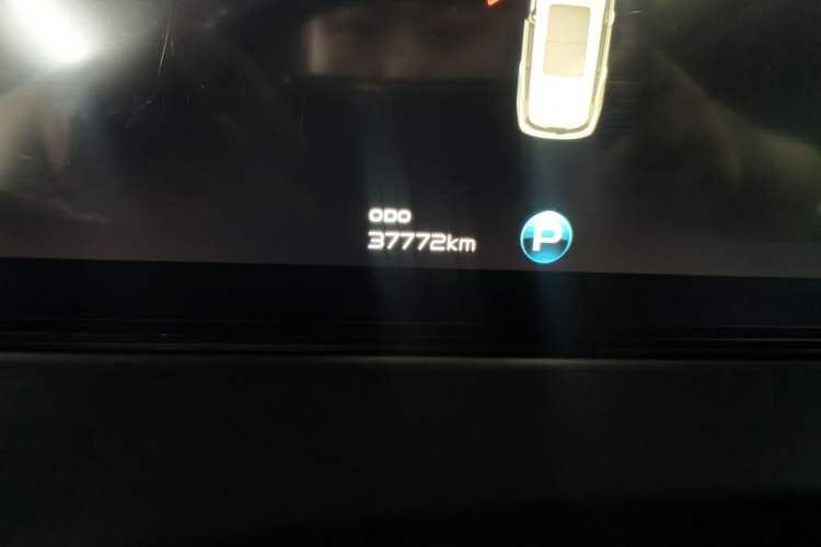 Used Geely Auto Haoyue 2020 1.8TD DCT Flagship 7-Seater Odometer Close Up
