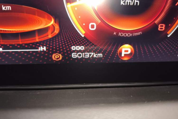 Used Geely Auto Haoyue 2020 1.8TD DCT Flagship 5-Seater Odometer Close Up