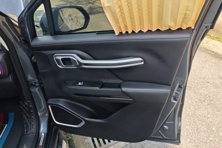 Used Geely Auto Haoyue 2020 1.8TD DCT Luxury 7-Seater Right Front Door Interior