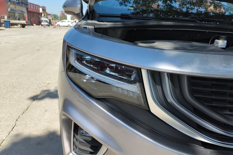 Used Geely Auto Haoyue 2020 1.8TD DCT Flagship 7-Seater Right Front Headlight