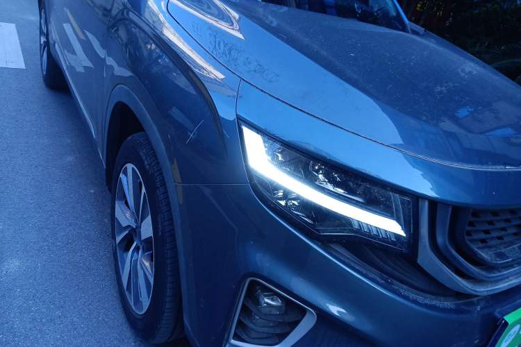 Used Geely Auto Haoyue 2020 1.8TD DCT Flagship 5-Seater Right Front Headlight