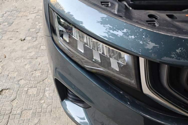 Used Geely Auto Haoyue 2020 1.8TD DCT Luxury 7-Seater Right Front Headlight