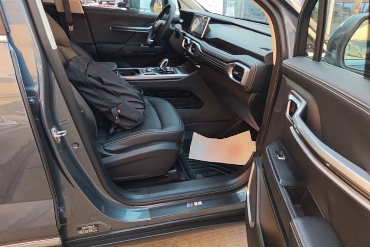 Used Geely Auto Haoyue 2020 1.8TD DCT Luxury Model 5 Seats Right Front Seat