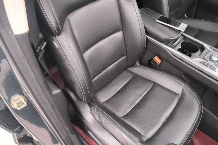 Used Geely Auto Haoyue 2020 1.8TD DCT Flagship 7-Seater Right Front Seat