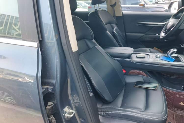 Used Geely Auto Haoyue 2020 1.8TD DCT Flagship 7-Seater Right Front Seat