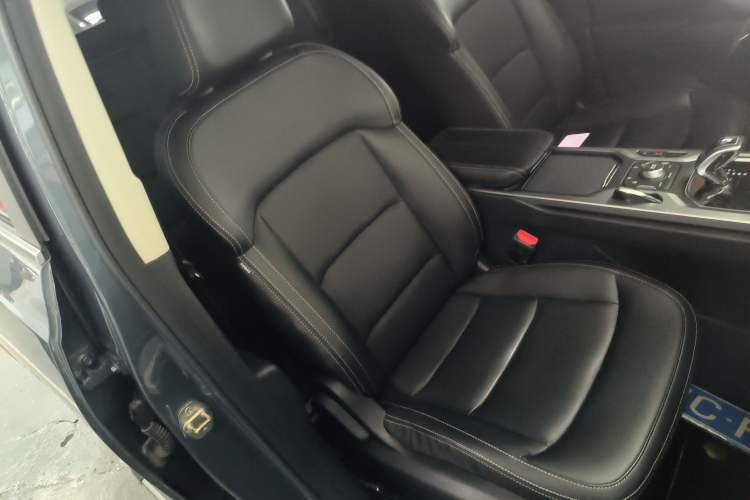 Used Geely Auto Haoyue 2020 1.8TD DCT Luxury Model 5 Seats Right Front Seat