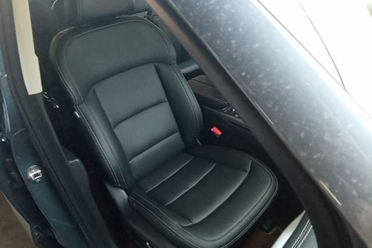 Used Geely Auto Haoyue 2020 1.8TD DCT Flagship 7-Seater Right Front Seat