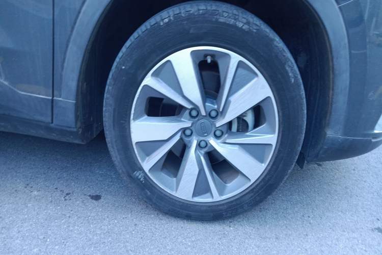 Used Geely Auto Haoyue 2020 1.8TD DCT Flagship 5-Seater Right Front Wheel Hub