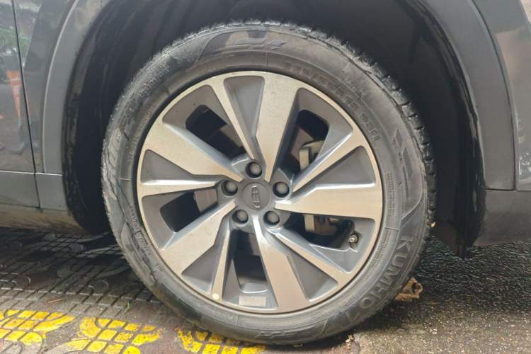 Used Geely Auto Haoyue 2020 1.8TD DCT Flagship 7-Seater Right Front Wheel Hub