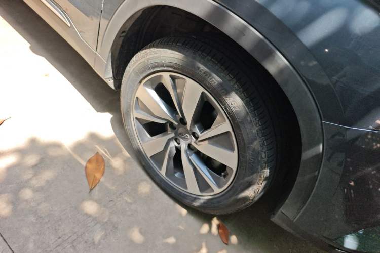 Used Geely Auto Haoyue 2020 1.8TD DCT Luxury Model 5 Seats Right Front Wheel Hub