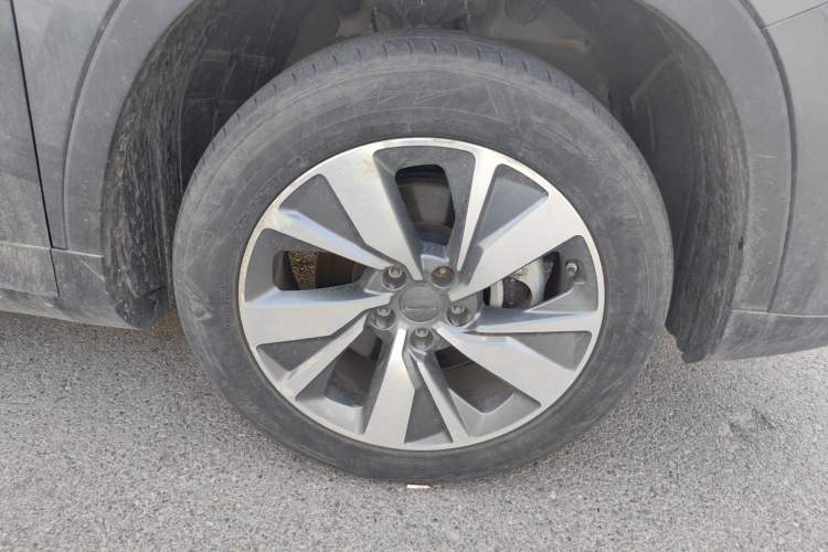 Used Geely Auto Haoyue 2020 1.8TD DCT Luxury 7-Seater Right Front Wheel Hub