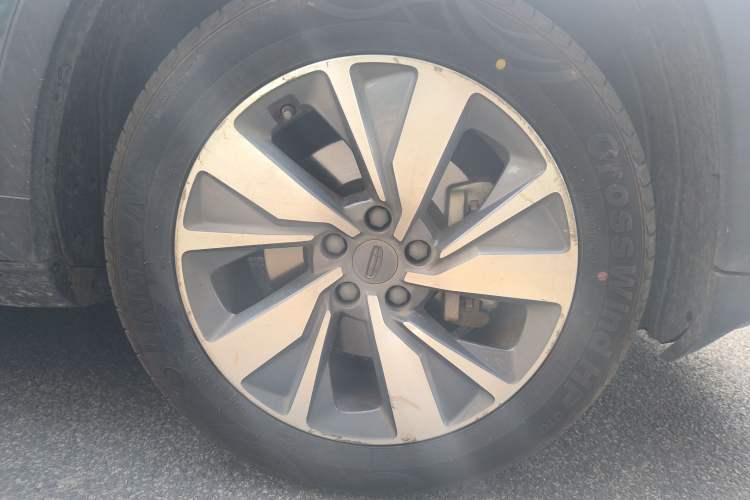 Used Geely Auto Haoyue 2020 1.8TD DCT Luxury 7-Seater Right Front Wheel Hub