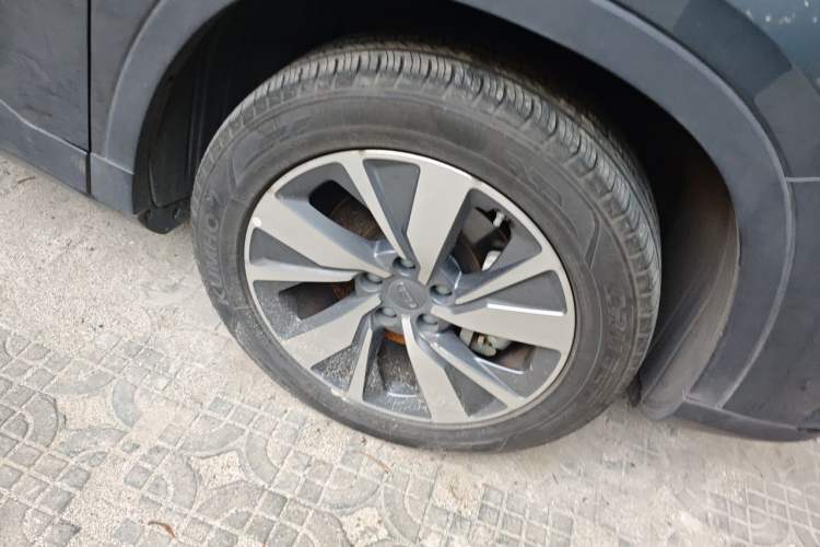 Used Geely Auto Haoyue 2020 1.8TD DCT Luxury 7-Seater Right Front Wheel Hub