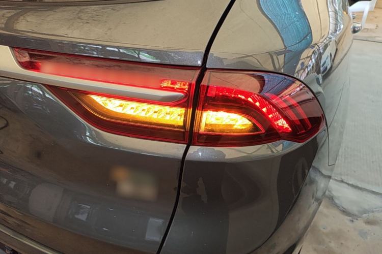 Used Geely Auto Haoyue 2020 1.8TD DCT Luxury Model 5 Seats Right Rear Taillight