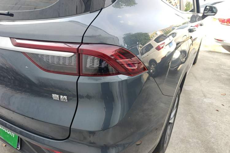 Used Geely Auto Haoyue 2020 1.8TD DCT Flagship 5-Seater Right Rear Taillight