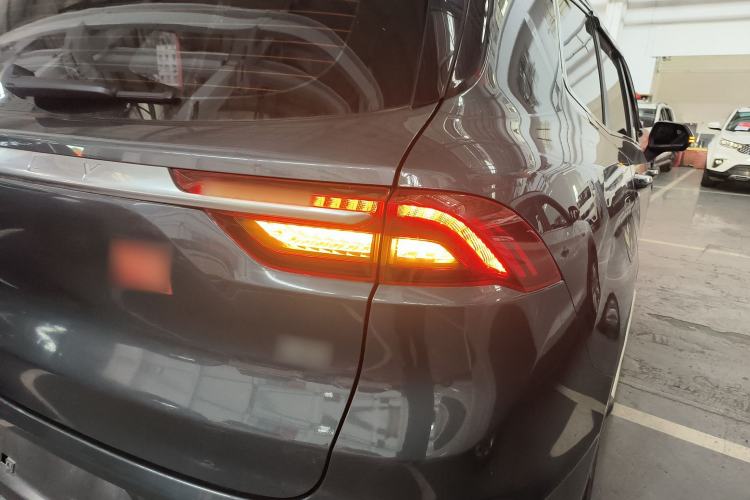 Used Geely Auto Haoyue 2020 1.8TD DCT Luxury Model 5 Seats Right Rear Taillight