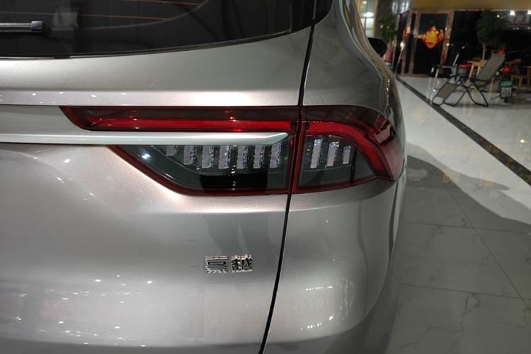 Used Geely Auto Haoyue 2020 1.8TD DCT Flagship 7-Seater Right Rear Taillight