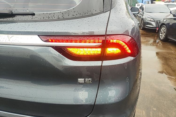 Used Geely Auto Haoyue 2020 1.8TD DCT Luxury 7-Seater Right Rear Taillight