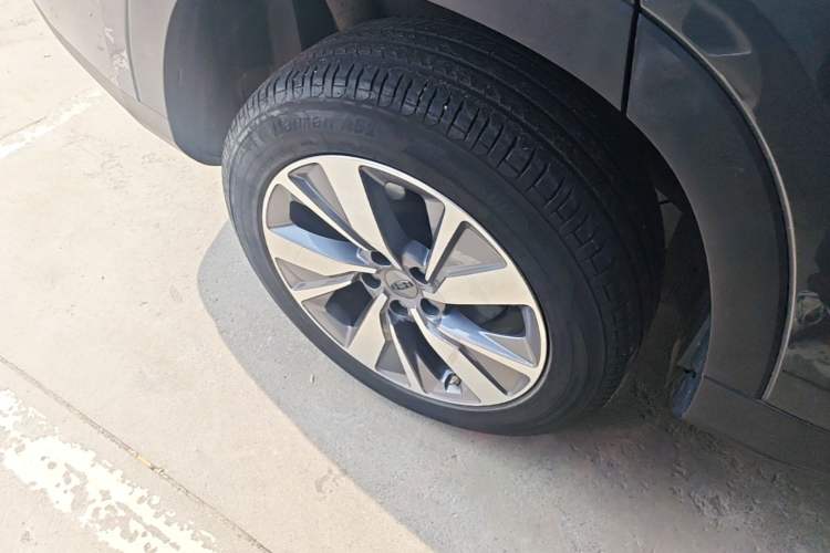 Used Geely Auto Haoyue 2020 1.8TD DCT Luxury Model 5 Seats Right Rear Wheel Hub