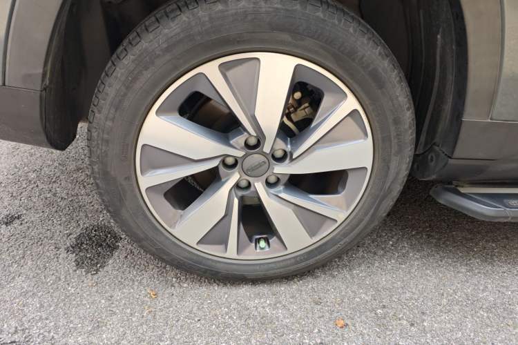 Used Geely Auto Haoyue 2020 1.8TD DCT Luxury 7-Seater Right Rear Wheel Hub