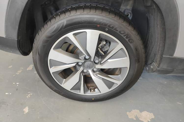 Used Geely Auto Haoyue 2020 1.8TD DCT Flagship 5-Seater Right Rear Wheel Hub