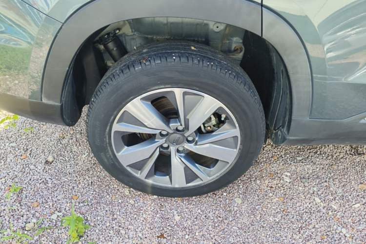 Used Geely Auto Haoyue 2020 1.8TD DCT Luxury Model 5 Seats Right Rear Wheel Hub
