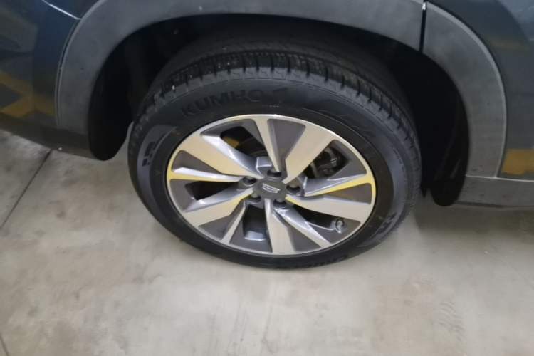 Used Geely Auto Haoyue 2020 1.8TD DCT Flagship 5-Seater Right Rear Wheel Hub
