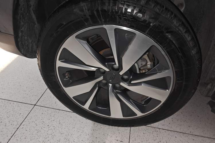 Used Geely Auto Haoyue 2020 1.8TD DCT Luxury 7-Seater Right Rear Wheel Hub