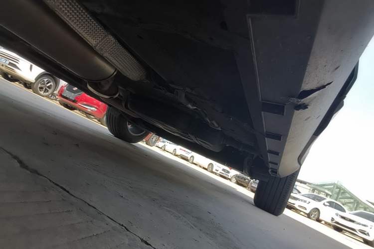 Used Geely Auto Haoyue 2020 1.8TD DCT Flagship 7-Seater Right Side Sill