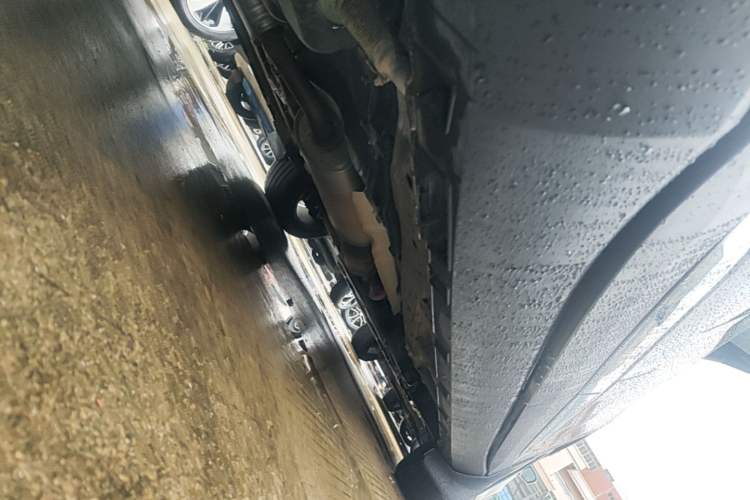Used Geely Auto Haoyue 2020 1.8TD DCT Luxury 7-Seater Right Side Sill