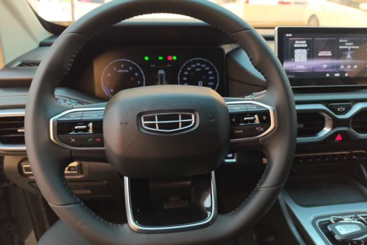 Used Geely Auto Haoyue 2020 1.8TD DCT Luxury Model 5 Seats Steering Wheel