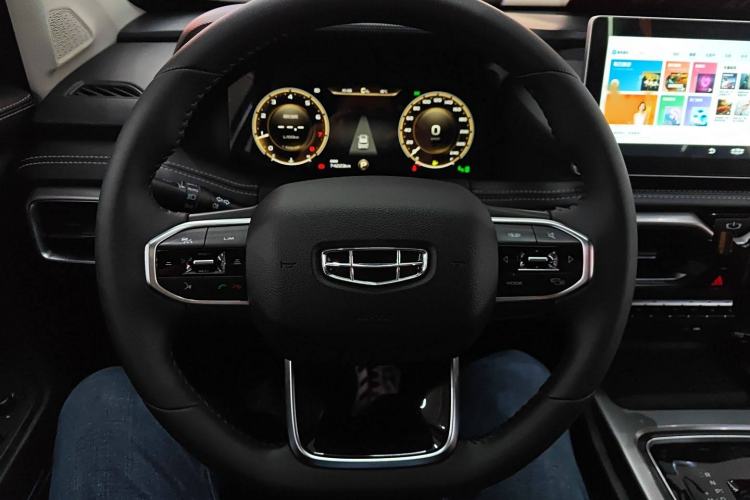 Used Geely Auto Haoyue 2020 1.8TD DCT Flagship 7-Seater Steering Wheel