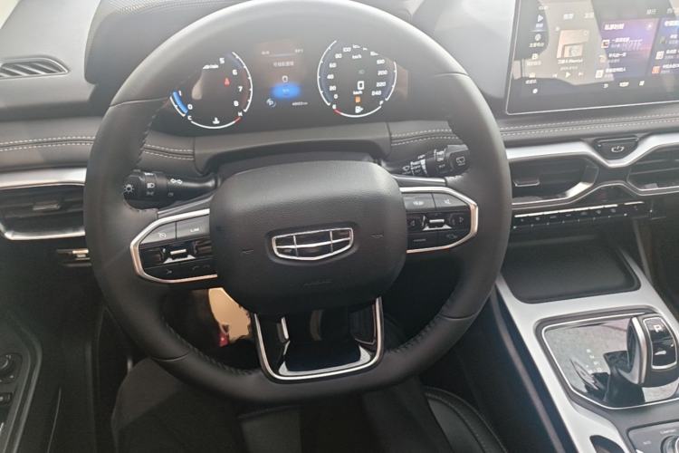 Used Geely Auto Haoyue 2020 1.8TD DCT Luxury Model 5 Seats Steering Wheel