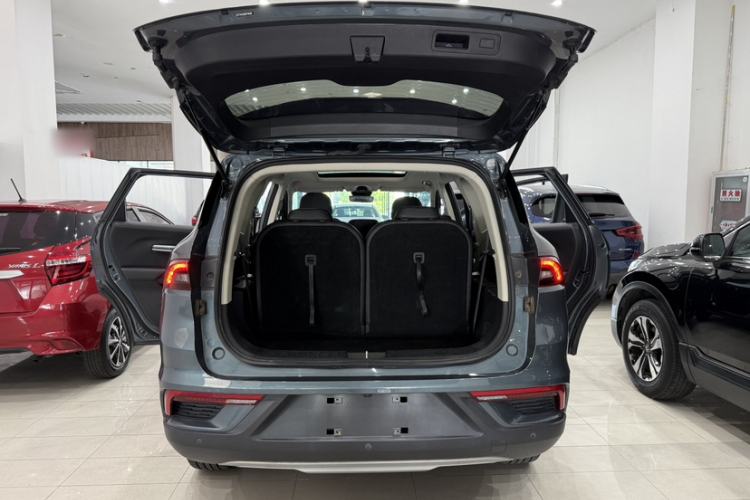 Used Geely Auto Haoyue 2020 1.8TD DCT Luxury 7-Seater Trunk