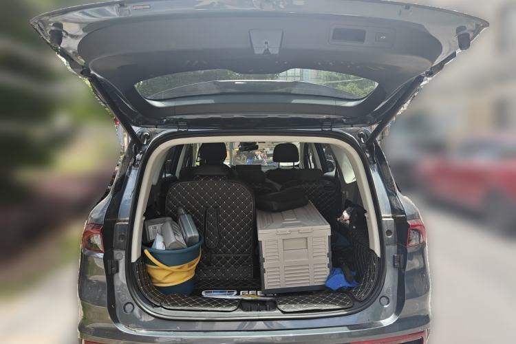 Used Geely Auto Haoyue 2020 1.8TD DCT Luxury 7-Seater Trunk
