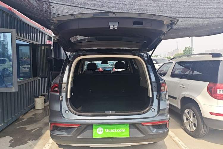 Used Geely Auto Haoyue 2020 1.8TD DCT Luxury Model 5 Seats Trunk