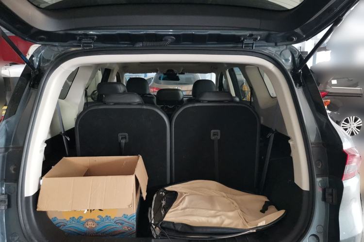 Used Geely Auto Haoyue 2020 1.8TD DCT Luxury 7-Seater Trunk