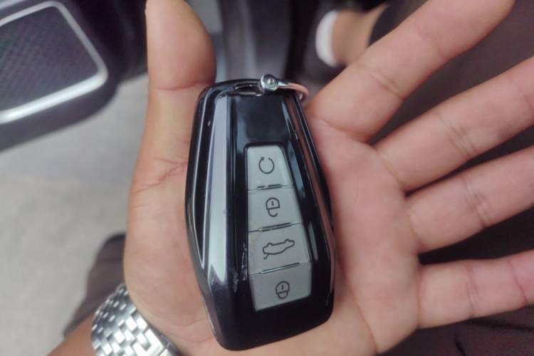 Used Geely Auto Haoyue 2020 1.8TD Automatic Comfort Edition 7-Seater Vehicle Key