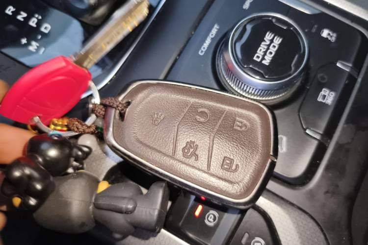 Used Geely Auto Haoyue 2020 1.8TD DCT Flagship 5-Seater Vehicle Key