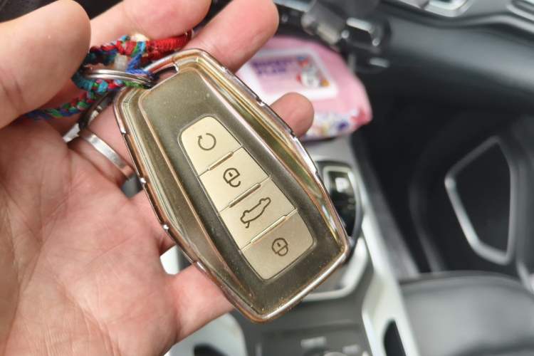 Used Geely Auto Haoyue 2020 1.8TD DCT Luxury Model 5 Seats Vehicle Key