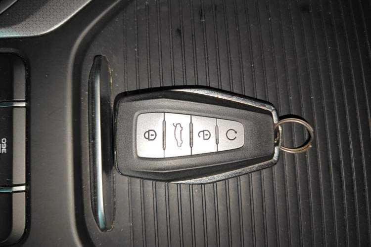 Used Geely Auto Haoyue 2020 1.8TD DCT Flagship 7-Seater Vehicle Key