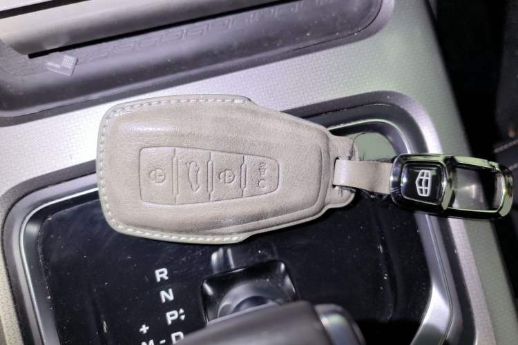 Used Geely Auto Haoyue 2020 1.8TD DCT Flagship 7-Seater Vehicle Key