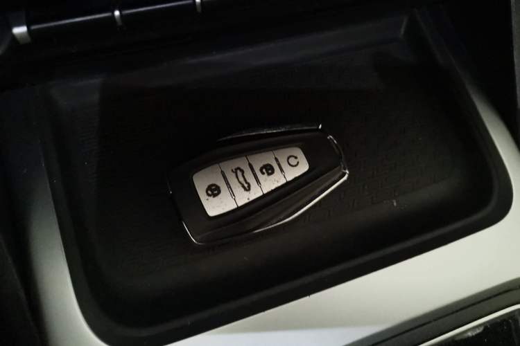 Used Geely Auto Haoyue 2020 1.8TD DCT Luxury 7-Seater Vehicle Key