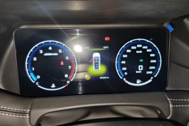 Used Geely Auto Haoyue 2020 1.8TD DCT Luxury Model 5 Seats Instrument Cluster