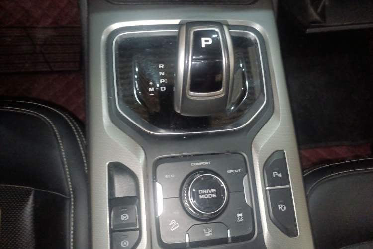Used Geely Auto Haoyue 2020 1.8TD DCT Flagship 5-Seater Gear Lever